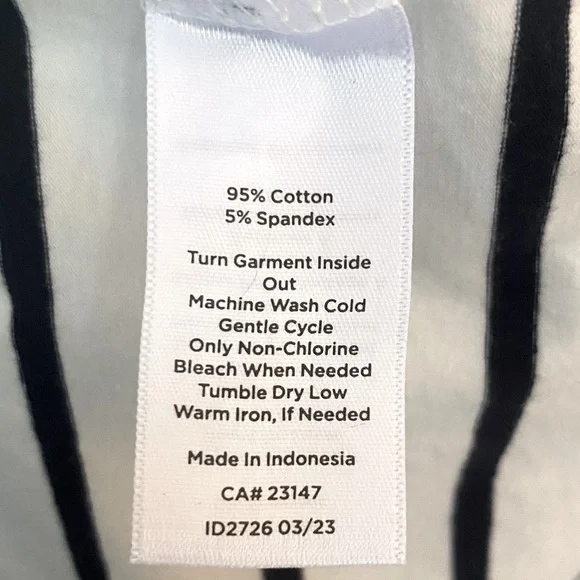 TALBOTS Turtleneck Chloe Top Long Sleeve Cream Black Stripe Women Petite XL NWOT - Picture 8 of 8